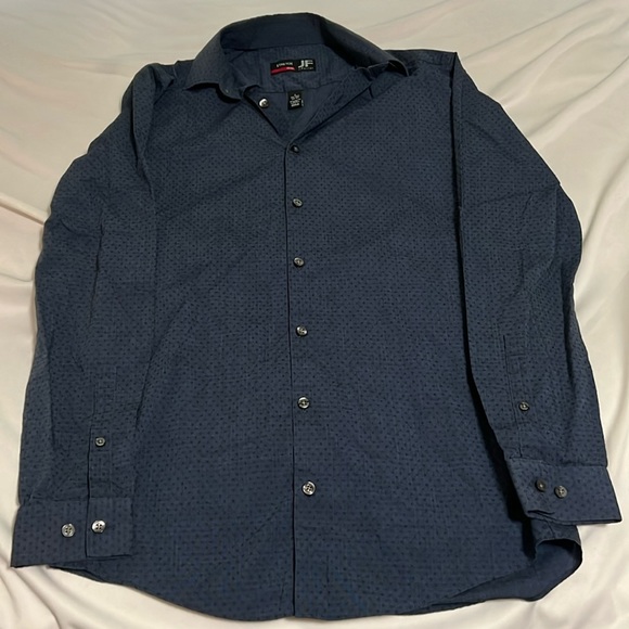 Men’s JF dress button long sleeve shirt size small. Excellent condition. - Picture 3 of 4